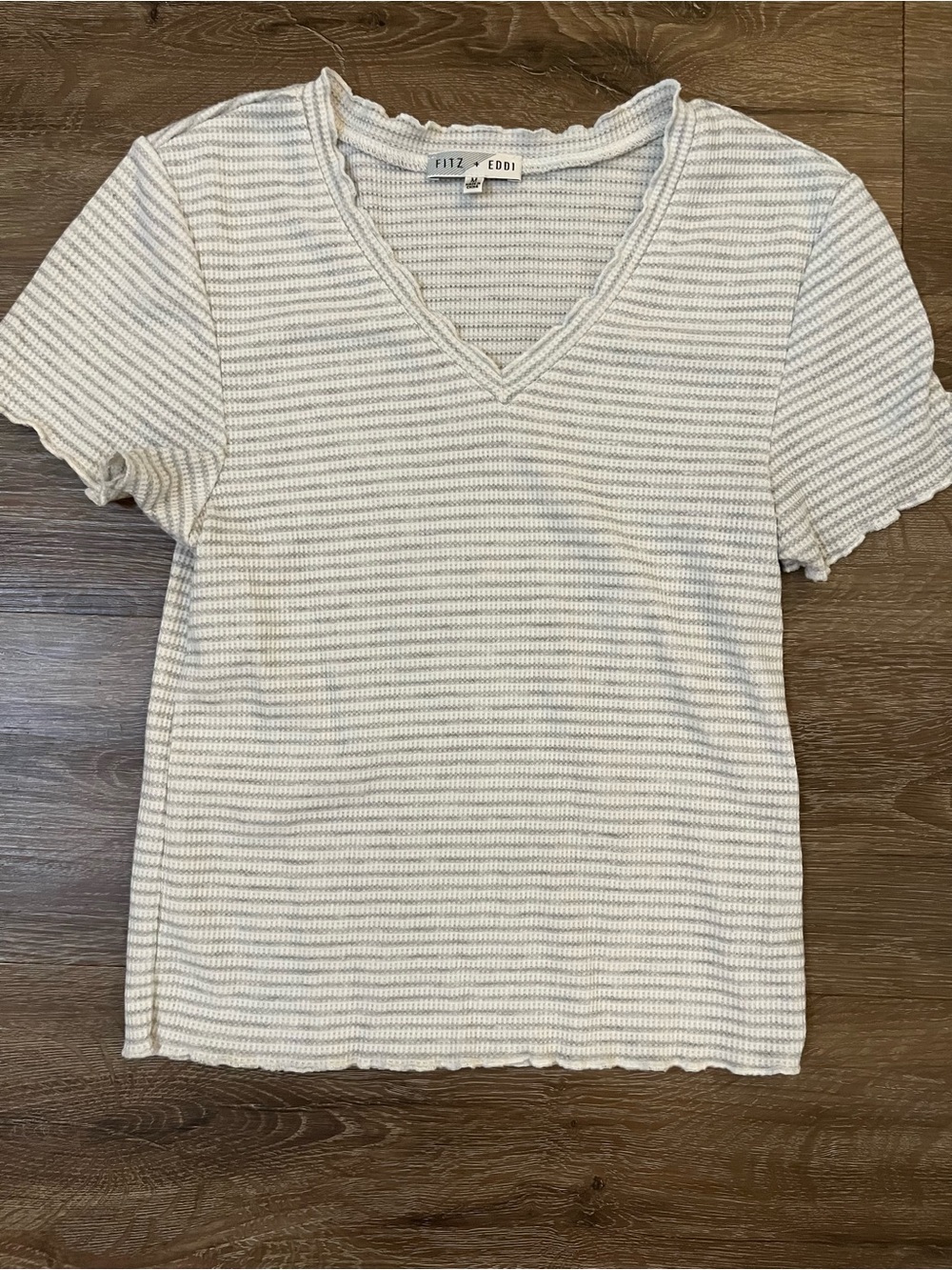 Lettuce-Edge V-Neck Crop Short Sleeve Top by FITZ + EDDI (Buckle)